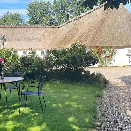 Holiday Home Varnaeshoved Обенро Экстерьер фото